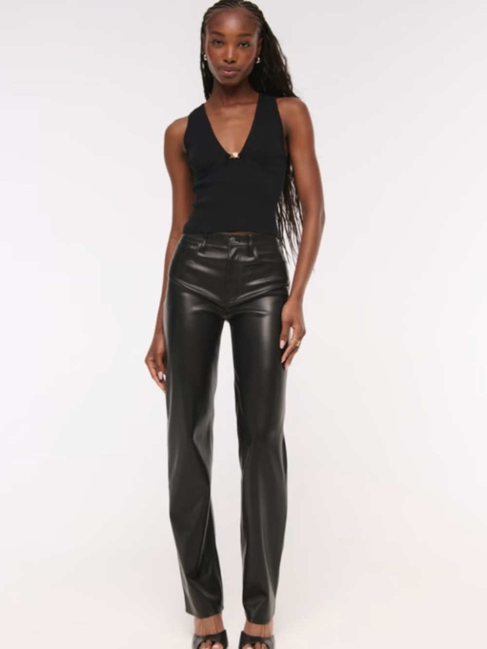 A&F High Rise 90s Relaxed Vegan Leather Pant (31 LONG)